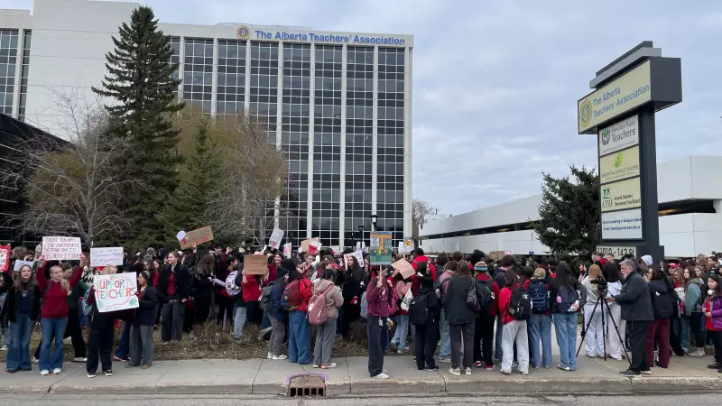 Alberta Students Stage Walkout in Solidarity with Teachers: Hundreds Protest Outside Legislature