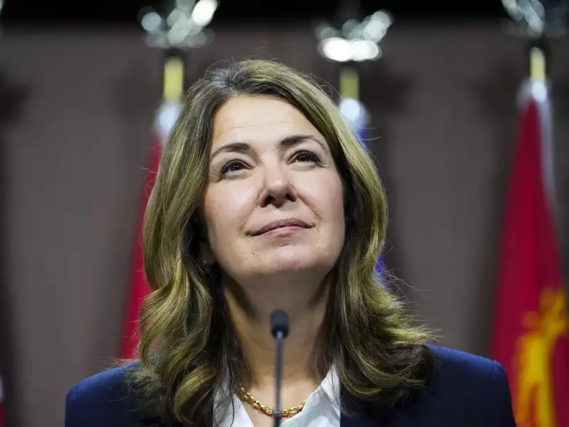 Alberta's Bold Economic Plan: Budget Balance & Pipeline Expansion Under Danielle Smith