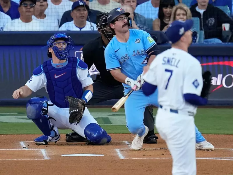 Davis Schneider's Father Captures Unforgettable Blue Jays Homerun Moment | Heartwarming MLB Story
