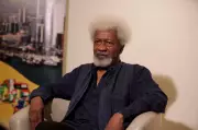 Nobel Laureate Wole Soyinka's US Visa Revoked in Diplomatic Controversy