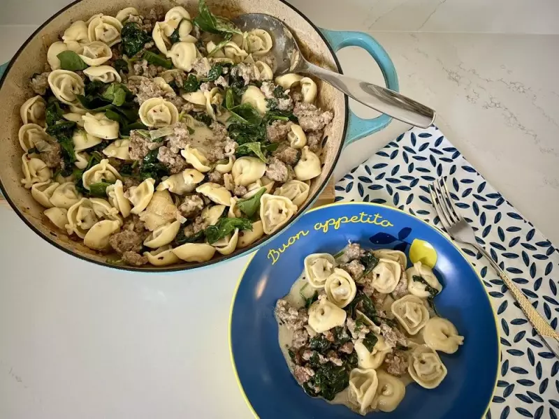 30-Minute Tortellini with Sausage & Spinach: Your New Weeknight Dinner Hero