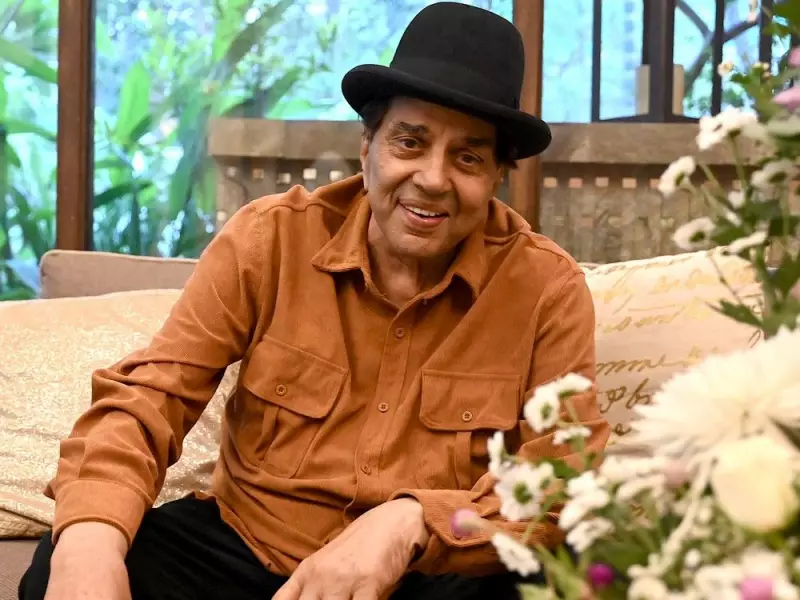 Bollywood Legend Dharmendra Dies at 89, PM Modi Mourns End of an Era