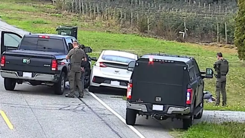 Border Breach: Group Apprehended Crossing Illegally from Washington into B.C. on Foot