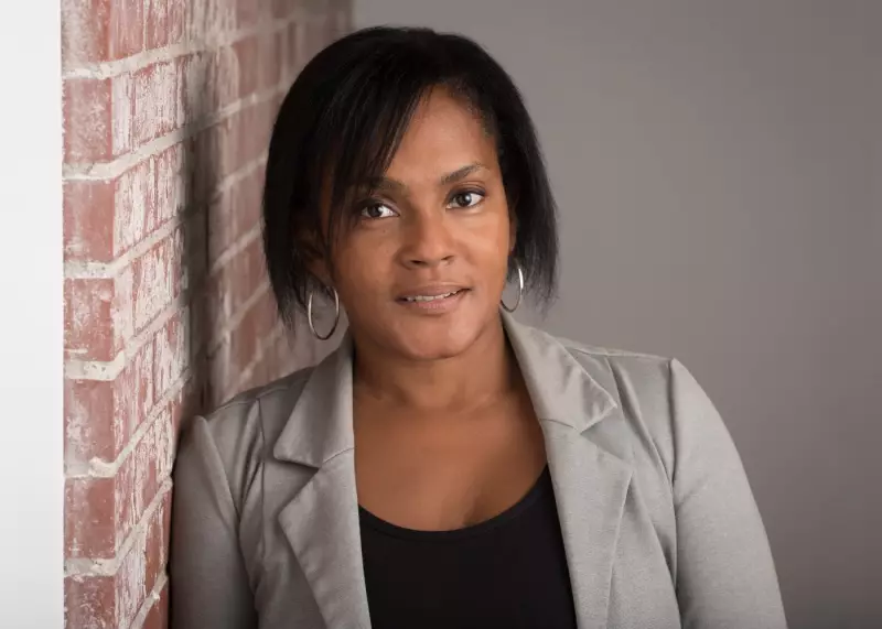 Canadian Research Community Rebels: Over 5,000 Academics Challenge Federal Data Order