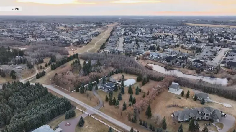 Edmonton's Mild Weather Ends: Snowfall Expected Tonight