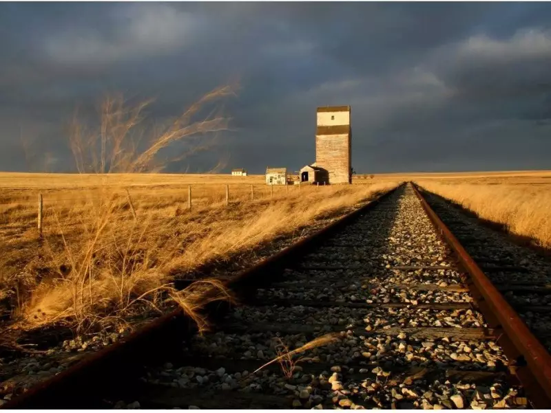 Exploring Alberta's Forgotten Ghost Towns Before They Vanish