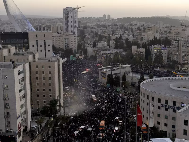 Jerusalem Grinds to Halt as Hundreds of Thousands of Orthodox Jews Protest IDF Draft