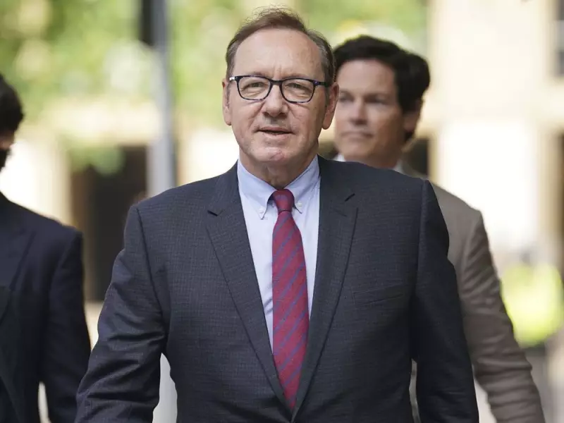 Kevin Spacey Reveals He's Homeless Amid Financial Struggles