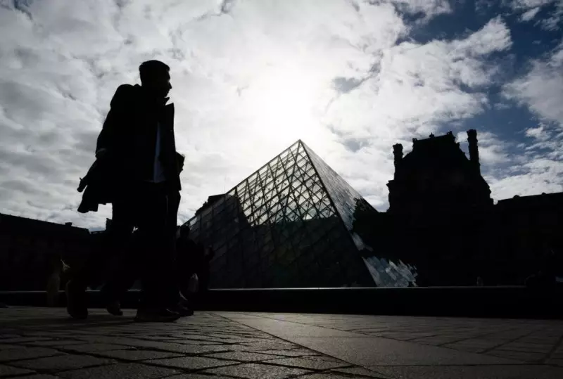 Louvre Security Audit Exposes Critical Gaps After Major Art Theft