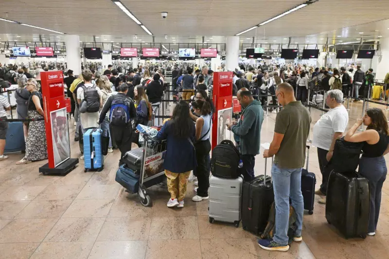New European Border Security Measures Impact Canadian Travellers
