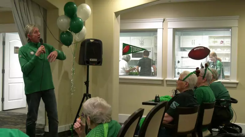 Regina Seniors Celebrate Grey Cup with Former Roughrider Steve Mazurak