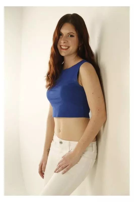 SUNshine Girl Nicole: Toronto's Latest Feature Spread