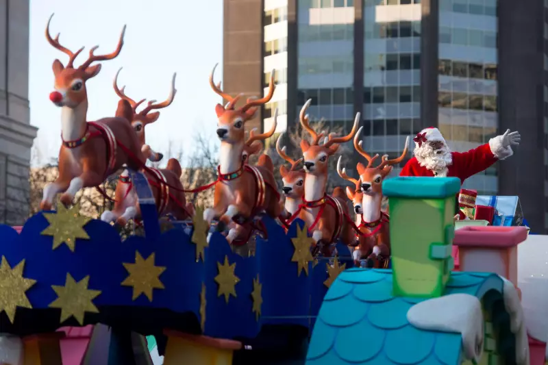 Toronto Santa Claus Parade Road Closures & Transit Changes Sunday