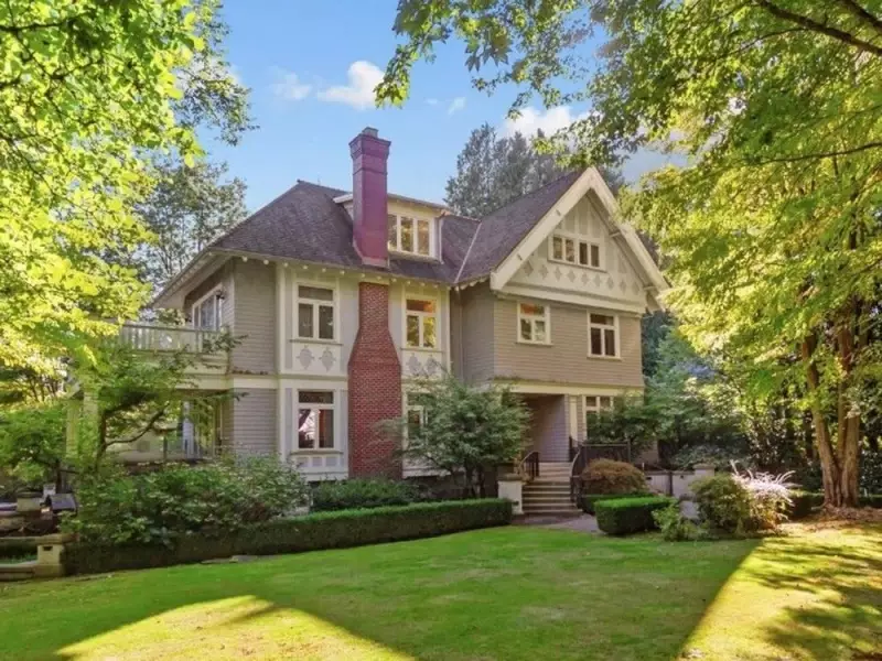 Vancouver Westside Home Prices Drop: Properties Sell Below Asking