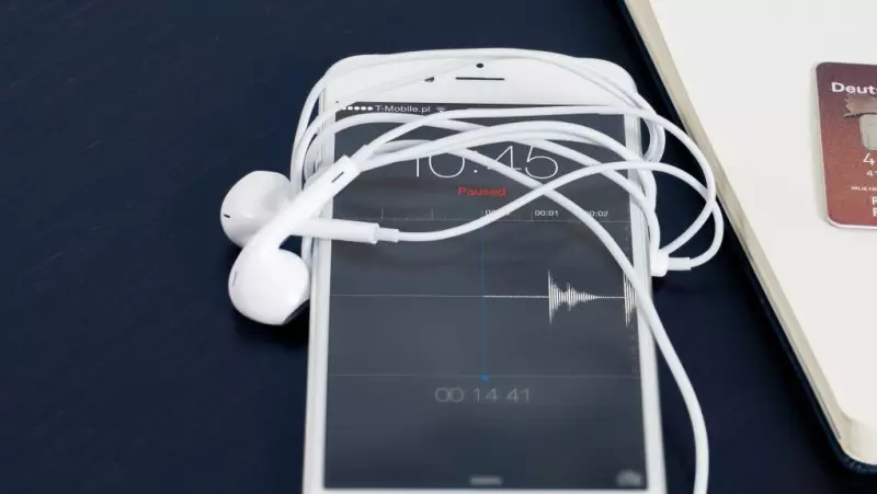 Video Podcasts Emerge as Next Streaming Battleground in Canada