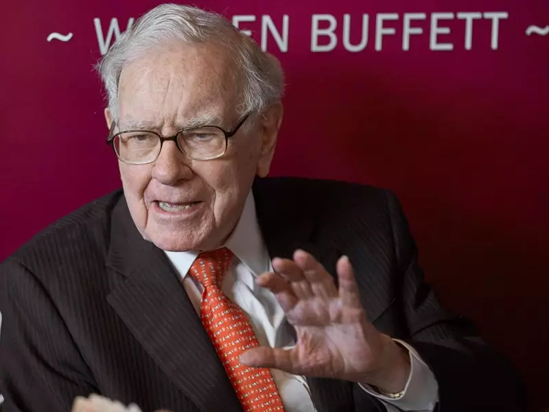 Warren Buffett Steps Down: Berkshire's New Era Begins in 2026