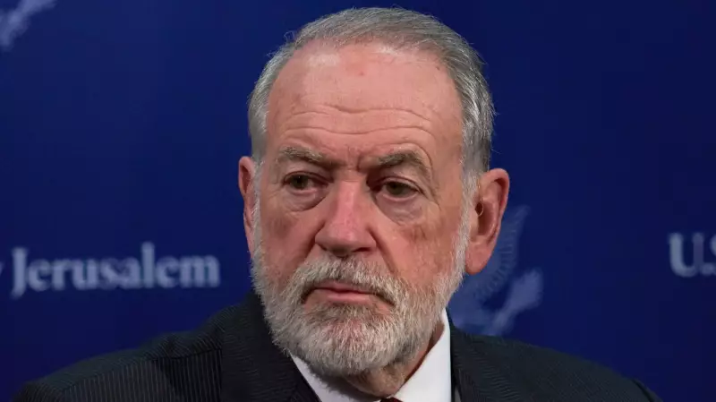 White House Unaware of Huckabee's Secret Meeting with Spy Pollard