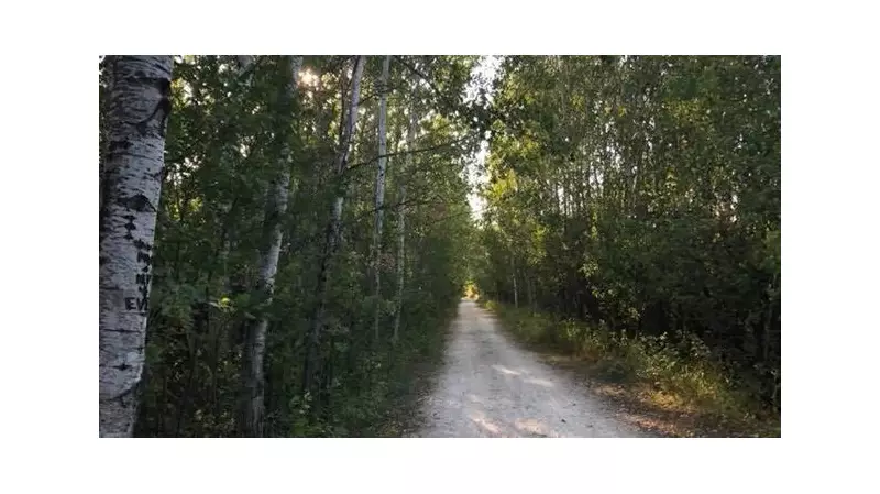 Winnipeg Proposes Underpass to Connect Harte and Grand Trunk Trails