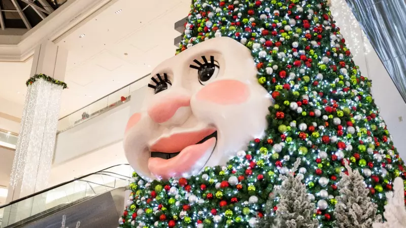 Woody Returns: Nova Scotia's Talking Christmas Tree Back at Mic Mac Mall