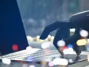 AI Shopping Bots Flop on Gift Ideas, Suggesting Bathrobes for Christmas