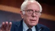 Bernie Sanders Slams 'Pathetic' Consultants in Democratic Party Rift