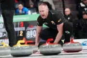 Brad Jacobs Defeats Matt Dunstone 6-2 at Canadian Curling Trials
