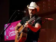 Brad Paisley Lights Up Abbotsford: Your Complete Guide to the Must-See Concert