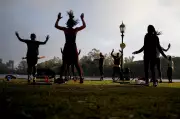 Calisthenics Makes a Comeback: The Bodyweight Fitness Trend Returns