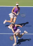 Canadian Duo Dabrowski and Routliffe Suffer Shock Exit From WTA Finals in Cancún