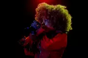 Macy Gray Headlines Montreal Weekend, Grammy Winner Performs Live