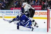 Maple Leafs Earn Point in Overtime Loss to Kings Despite Matthews Absence