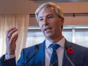 Nova Scotia Premier Condemns Judges' 'Disgusting' Poppy Ban in Courtrooms