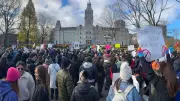 Quebec City Erupts: Over 1,000 Protesters Challenge Doctor Law Amendment