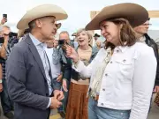 Smith's Pipeline Deadline to PM Carney Passes Amid Alberta Tensions