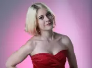 SUNshine Girl Cynthia: Creative Talents and 2017 Feature