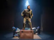 The 39 Steps at Teatro Live! Delivers Hilarious Masterpiece in Edmonton