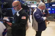U.S. Stocks Rally on Final November Trading Day 2025
