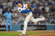 World Series Game 7 Showdown: Shohei Ohtani Takes the Mound for Dodgers Against Blue Jays' Max Scherzer