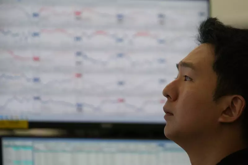 AI Worries Drag Tech Stocks Lower, Canadian Markets Mixed