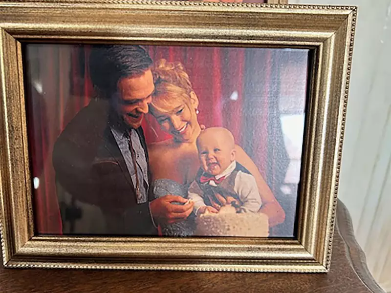 Calgary Twins Victoria & Kennedy Star with Lawrence, Pattinson in 'Die My Love'