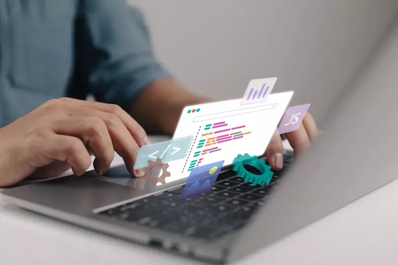 Canadian Entrepreneurs Seek Stable Hosting as Digital Costs Climb