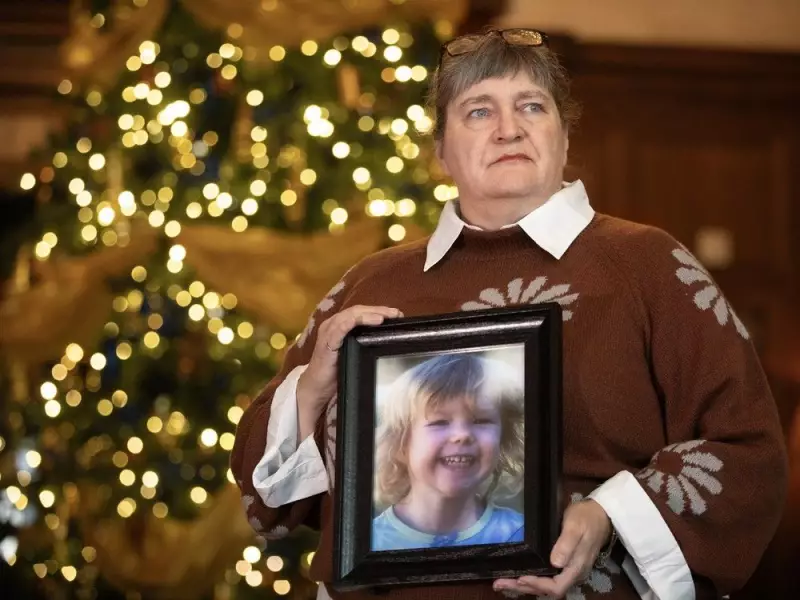 Edmonton Parents Find Holiday Hope After Loss: 'Built to Survive'