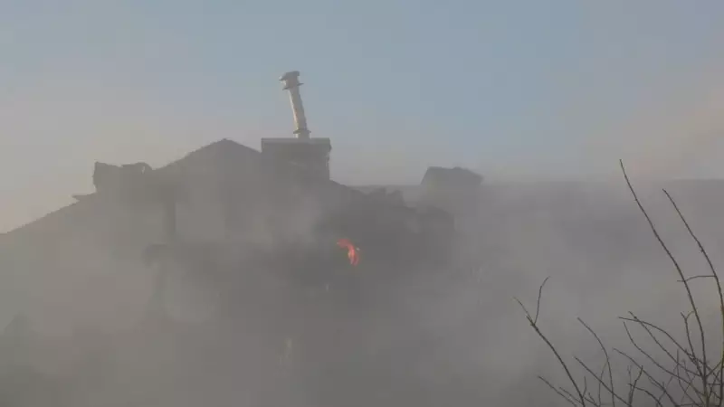 Fire damages two homes in northwest Calgary's Panorama Hills