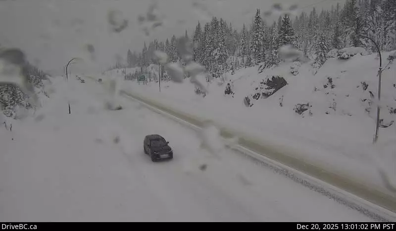 Heavy Snowfall Hits Coquihalla Highway, Travel Disruptions Reported