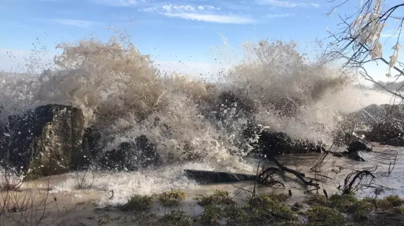 High Waves and Strong Winds Forecast for Lake Erie, Prompting Safety Advisory
