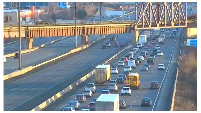 Highway 401 Express Lanes Reopen in Pickering After Serious Crash Injures Two