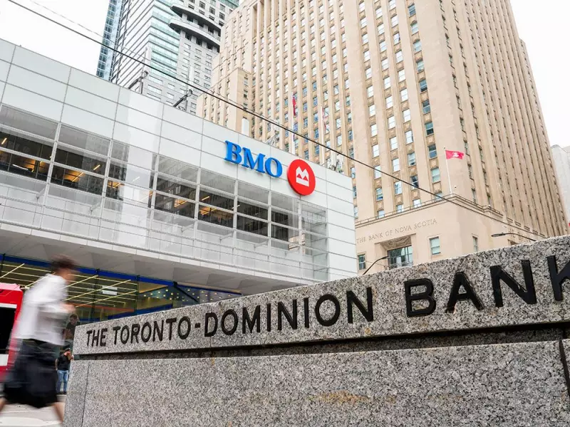 How Lower Interest Rates Boost Canadian Banks: Holiday Shopping and Travel Trends