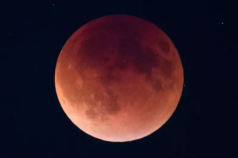 How to See the Last Supermoon of 2025 in Canada: A Skywatcher's Guide