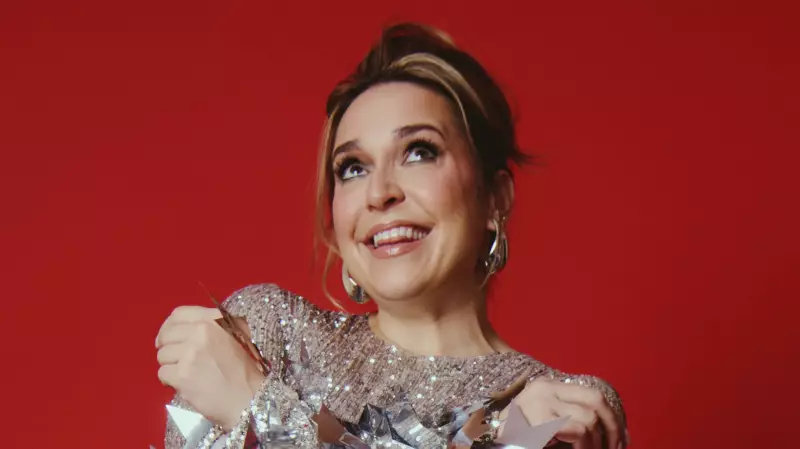 Jessica Vosk to Star in Broadway's 'Beaches' in 2026, Wraps Holiday Tour