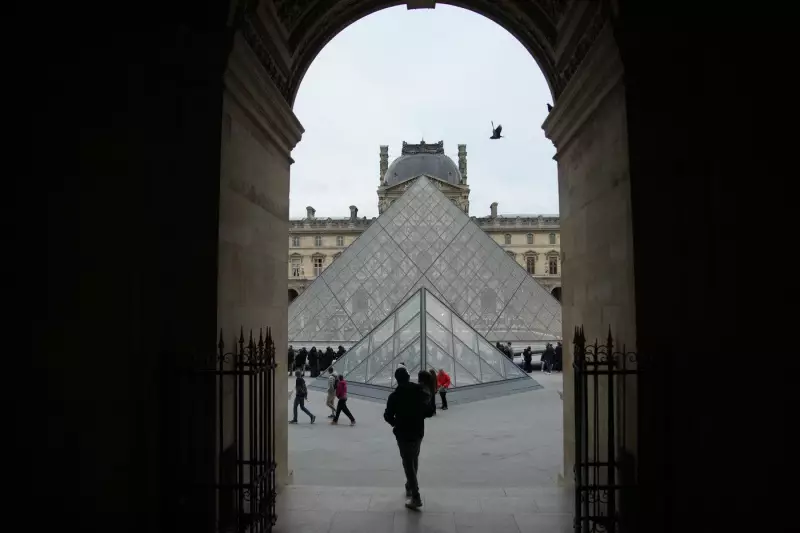 Louvre Strike Extended: World's Top Museum Faces Staffing & Maintenance Crisis
